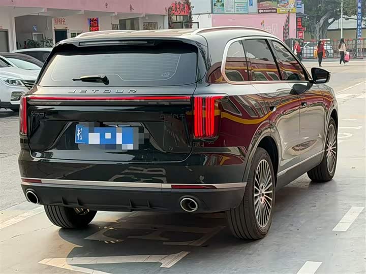 Jetour X70L 2026 2026款 2.0TD 自动旗舰 7座