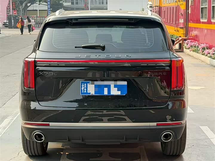 Jetour X70L 2026 2026款 2.0TD 自动旗舰 7座