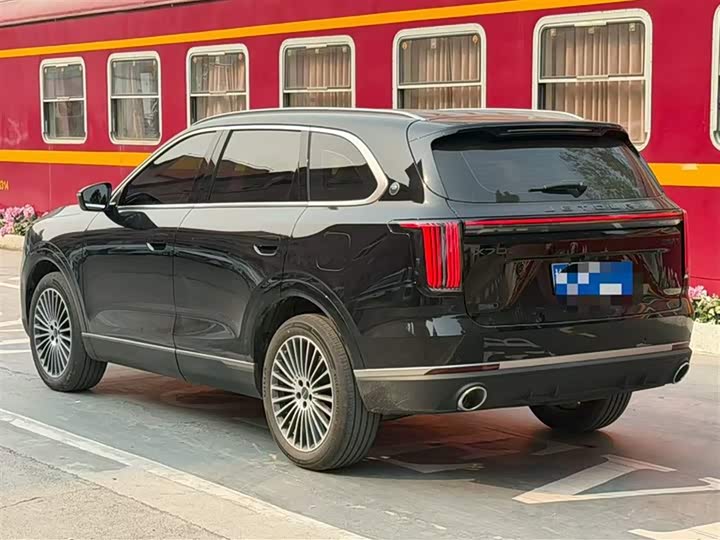 Jetour X70L 2026 2026款 2.0TD 自动旗舰 7座