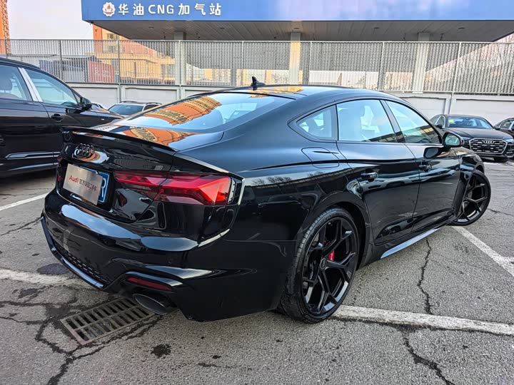 Audi RS 5 2024 2024款 RS 5 2.9T Sportback 燃擎版