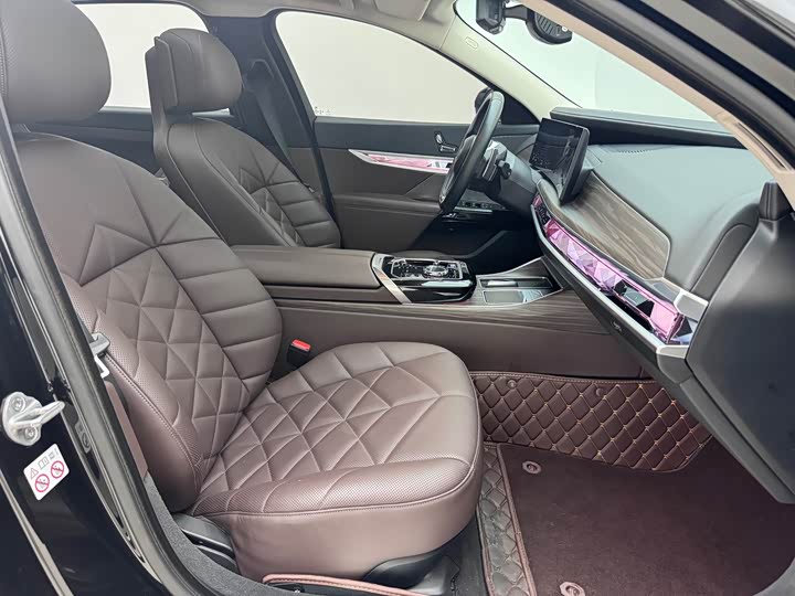 BMW 7 Series 2023 2023款 735Li 豪华套装