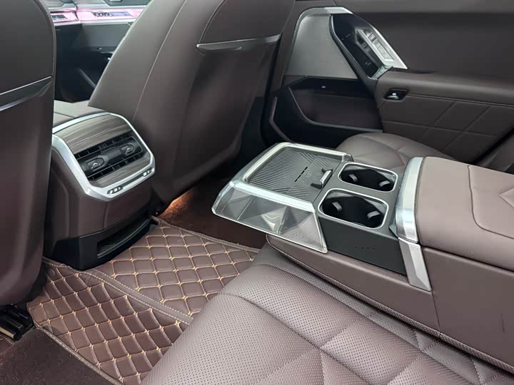 BMW 7 Series 2023 2023款 735Li 豪华套装