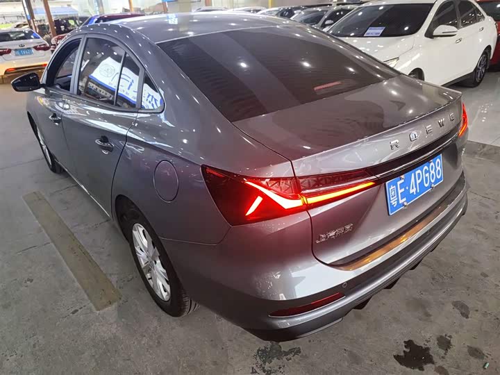 Roewe i5 2026 2026款 1.5L 手动舒享版