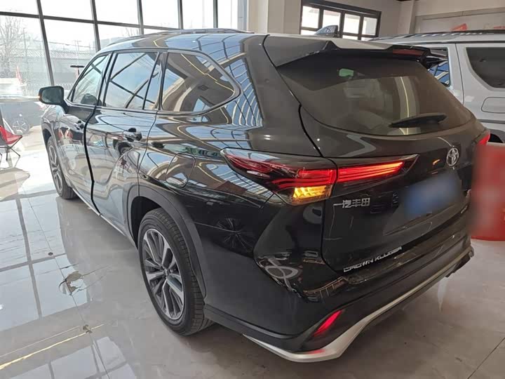 2026 Toyota Crown Kluger