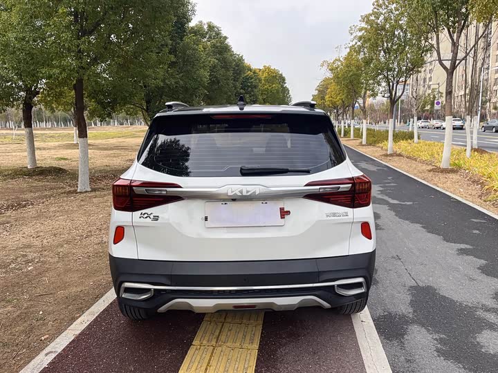 Kia KX3 2021 2021款 1.5L CVT焕新版