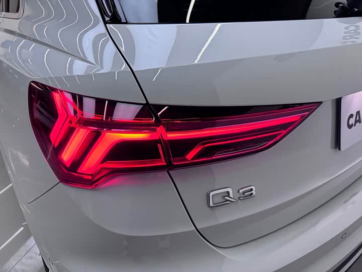 Audi Q3 2024 2024款 35 TFSI 时尚动感型