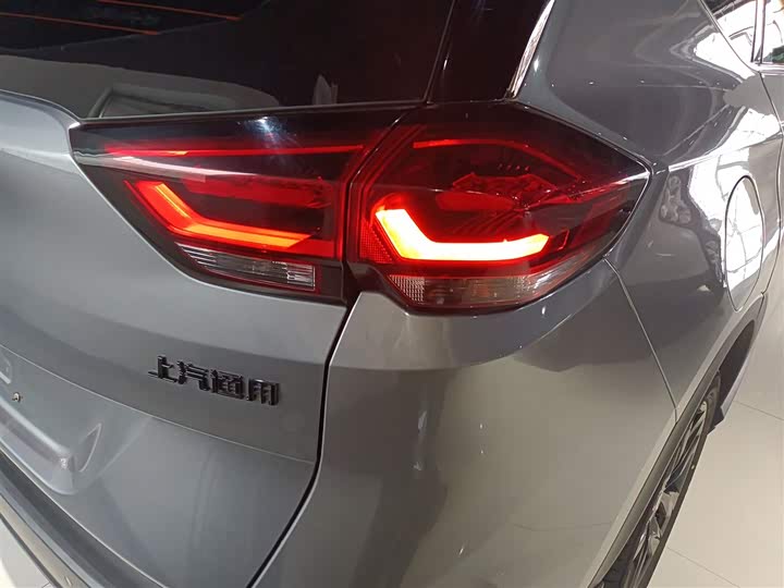 Chevrolet Orlando 2020 2020款 轻混 Redline 530T 自动纵享版（5+2款）