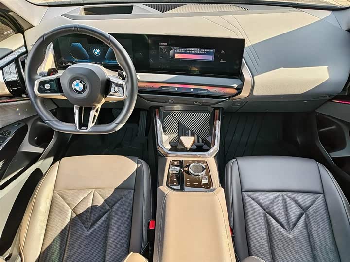 BMW X3 2025 2025款 xDrive30L 尊享型 M运动套装