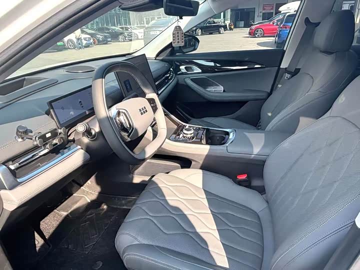 2025 Geely Galaxy A7