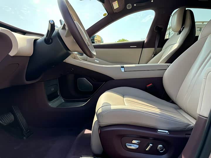 Xiaomi YU7 2025 2025款 超长续航高性能四驱Max版