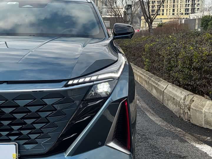 Changan Oshan Z6 2023 2023款 蓝鲸 1.5T DCT智领型城市版