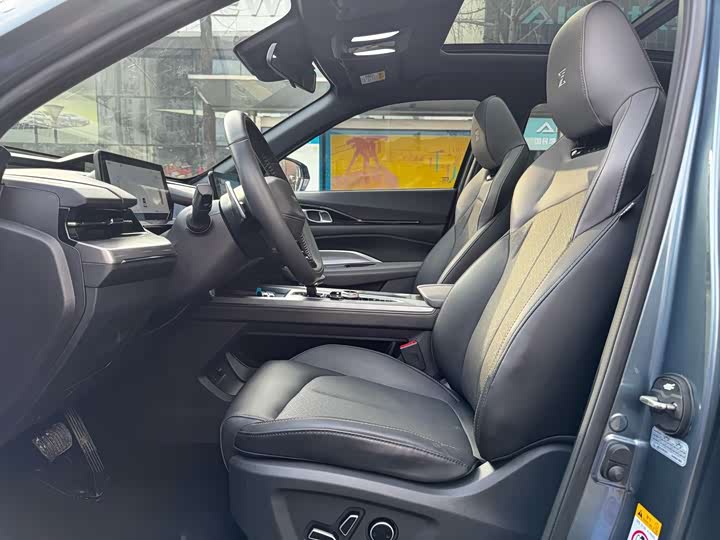 Changan Oshan Z6 2023 2023款 蓝鲸 1.5T DCT智领型城市版