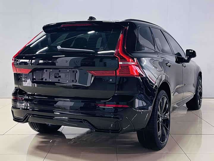 Volvo XC60 Hybrid 2025 2025款 插电式混动 长续航四驱智远极夜黑版