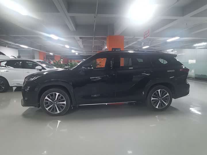 2026 Toyota Crown Kluger