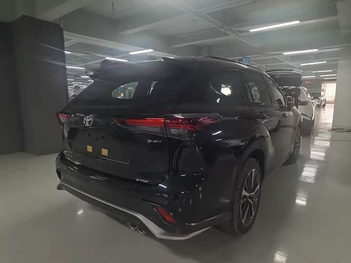 Toyota Crown Kluger 2026 2026款 2.5L HEV四驱豪华版