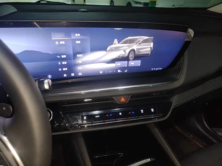 Buick Envision Plus 2025 2025款 昂科威Plus 28T 四驱白金版