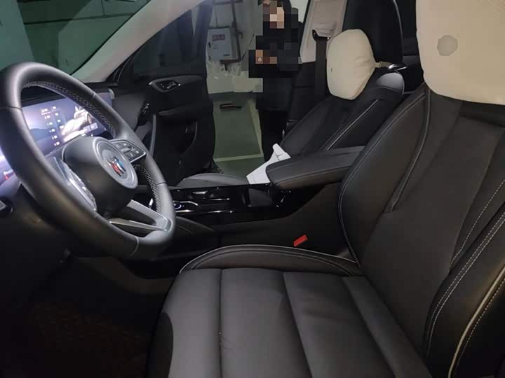 Buick Envision Plus 2025 2025款 昂科威Plus 28T 四驱白金版