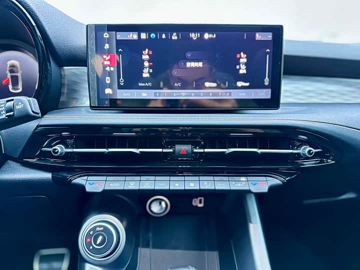 Alfa Romeo Tonale 2023 2023款 2.0T 268HP AWD Veloce赛道版