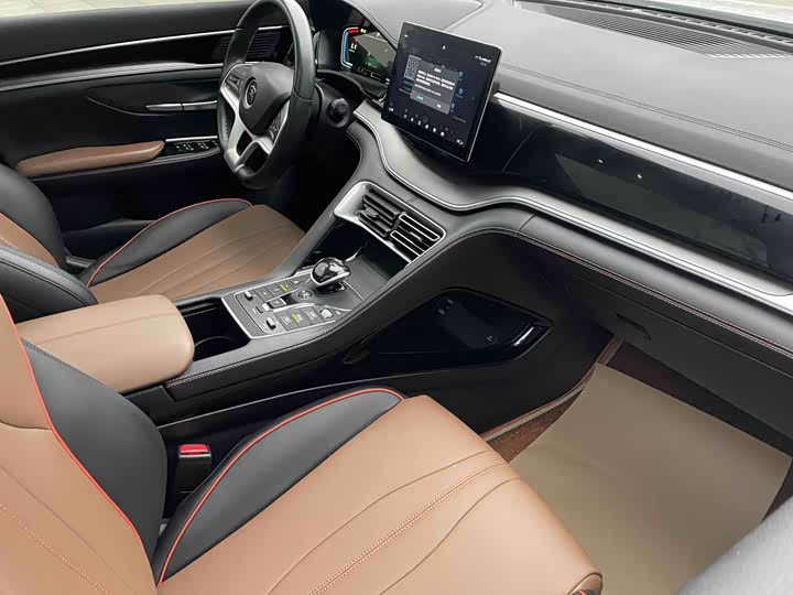 BYD Song Plus 2020 2020款 1.5T 自动豪华型