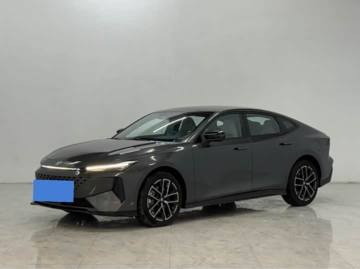 Changan UNI-V Hybrid 2024 2024款 蓝鲸智电iDD 136km 智尊型