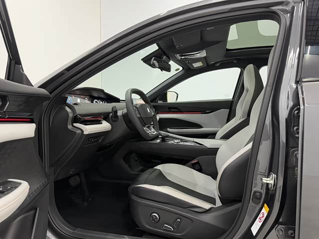 Changan UNI-V Hybrid 2024 2024款 蓝鲸智电iDD 136km 智尊型