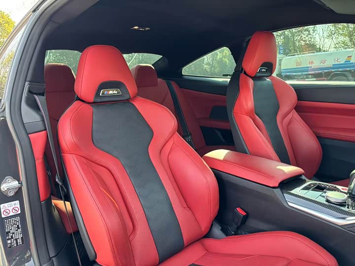 BMW M4 2024 2024款 M4双门轿跑车 M xDrive 雷霆版