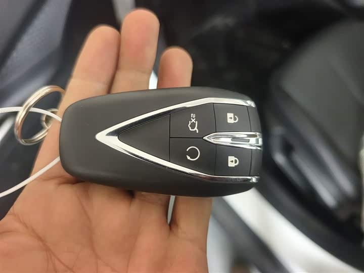 Changan Eado Plus 2025 2025款 蓝鲸 1.5T 500Bar尊贵型