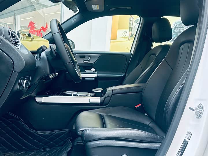 Mercedes-Benz EQB 2023 2023款 EQB 260