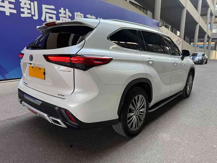 Toyota Highlander 2024 2024款 2.5L智能电混双擎四驱尊贵版 7座