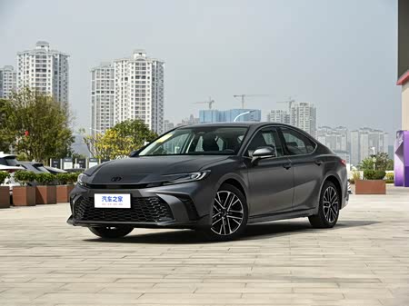 Toyota Camry 2026 2026款 双擎 2.0HSE 光辉版