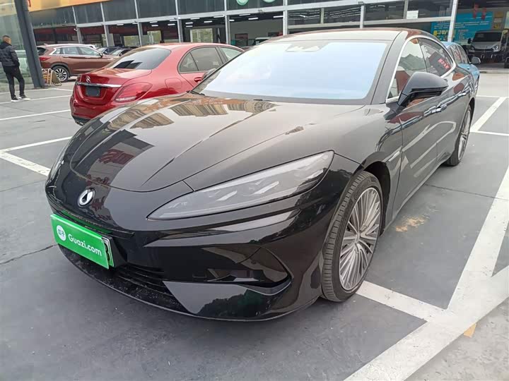 Denza Z9 2024 2024款 1100km 四驱Ultra版