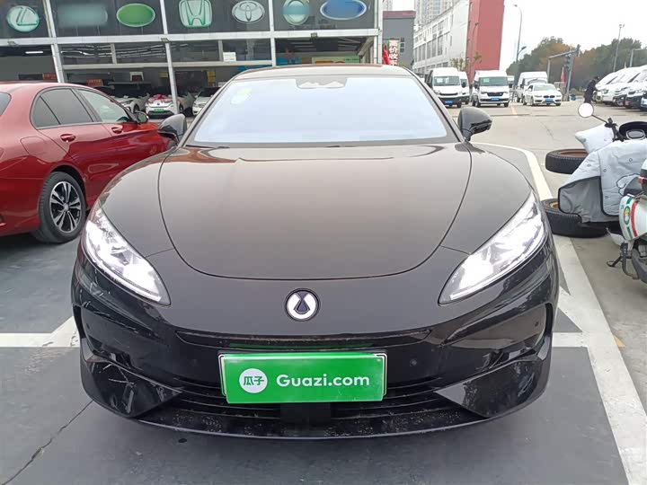 Denza Z9 2024 2024款 1100km 四驱Ultra版