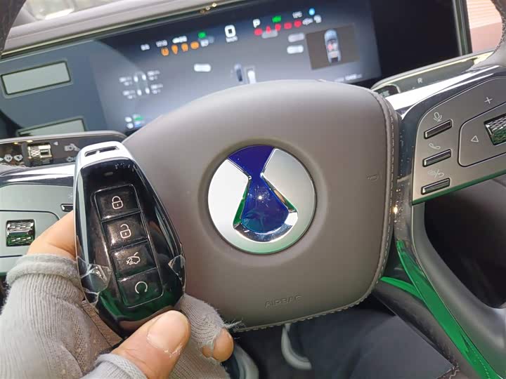 Denza Z9 2024 2024款 1100km 四驱Ultra版