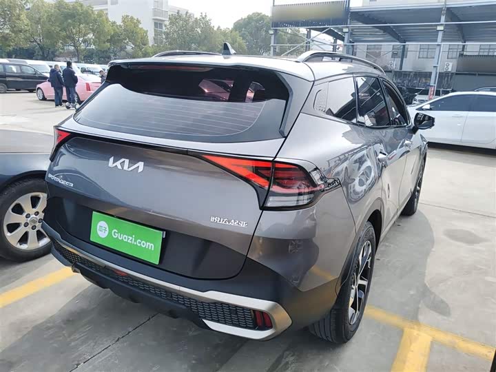 Kia Sportage 2023 2023款 2.0L HEV 两驱旗舰版
