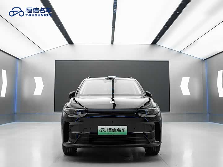 Leapmotor C16 2026 2026款 增程 280激光雷达智尊版 6座