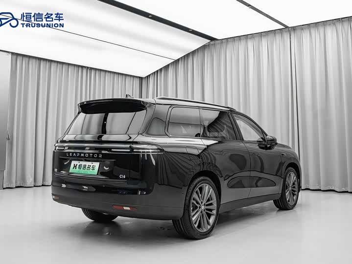 Leapmotor C16 2026 2026款 增程 280激光雷达智尊版 6座
