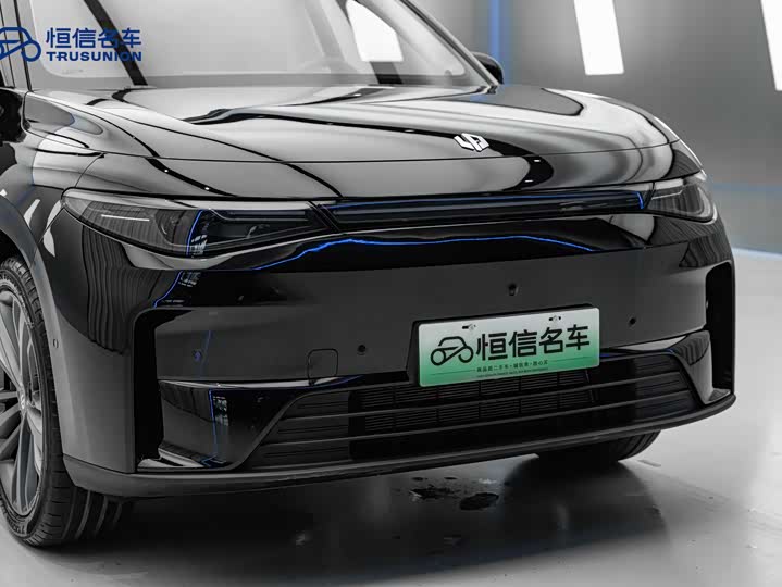 Leapmotor C16 2026 2026款 增程 280激光雷达智尊版 6座