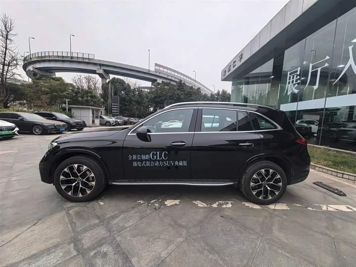 Mercedes-Benz GLC-Class Hybrid 2025 2025款 350 e L 4MATIC 典藏版