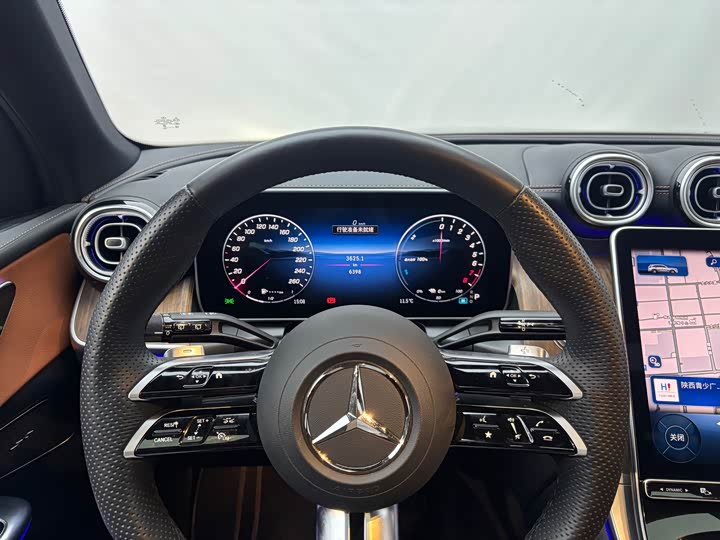 Mercedes-Benz GLC-Class Hybrid 2025 2025款 350 e L 4MATIC 典藏版