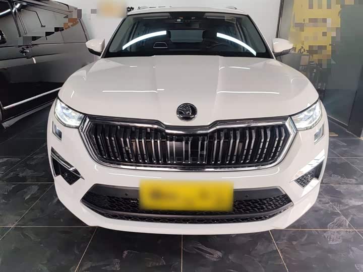 Skoda Kodiaq 2022 2022款 TSI330 7座两驱奢享版