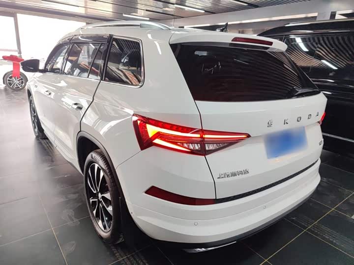 Skoda Kodiaq 2022 2022款 TSI330 7座两驱奢享版