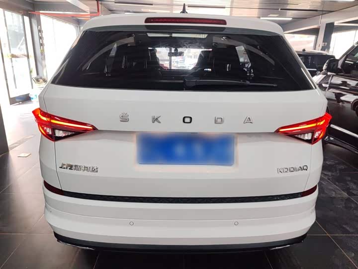 Skoda Kodiaq 2022 2022款 TSI330 7座两驱奢享版