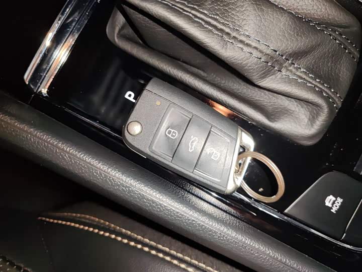 Skoda Kodiaq 2022 2022款 TSI330 7座两驱奢享版