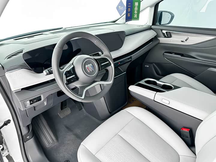 Buick GL8 ES 2025 2025款 陆尊 尊享版