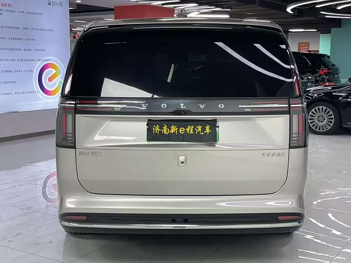 Volvo EM90 2025 2025款 Ultra 六座