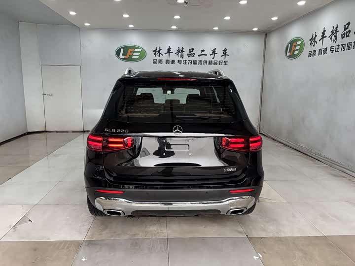 Mercedes-Benz GLB-Class 2025 2025款 GLB 220 时尚型