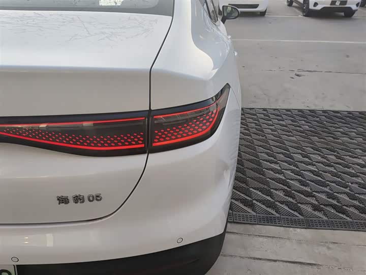 BYD Seal 05 DM-i Hybrid 2025 2025款 DM-i 智驾版 55KM豪华型
