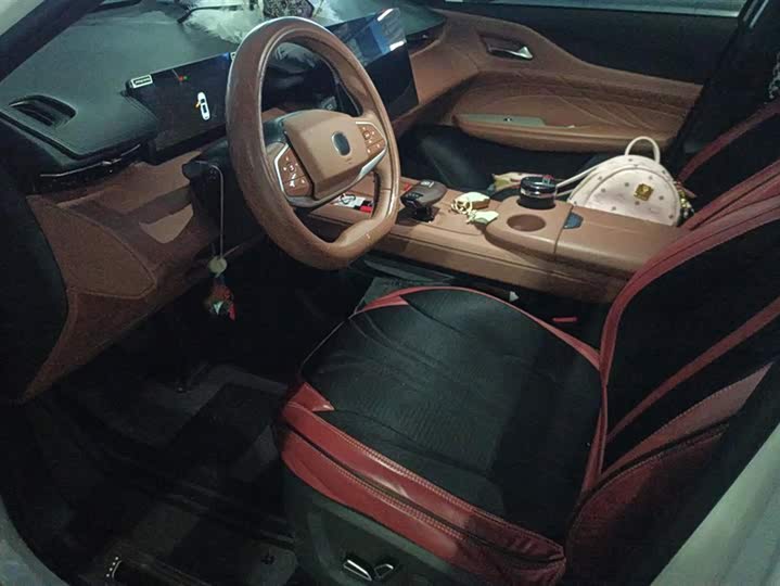 Changan UNI-Z Hybrid 2024 2024款 蓝鲸智电iDD 125km 超越型