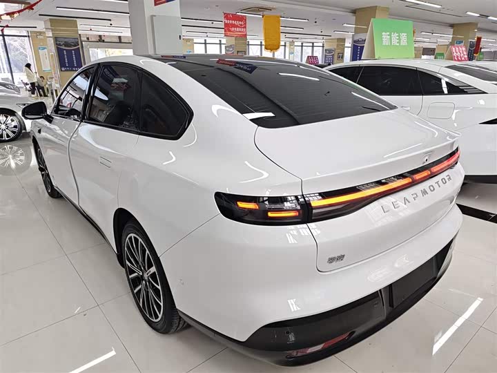 Leapmotor B01 2025 2025款 650悦享版