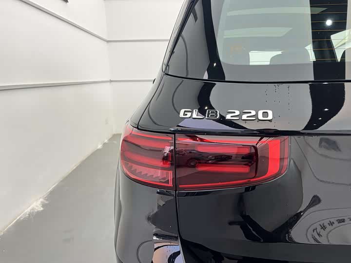 Mercedes-Benz GLB-Class 2025 2025款 GLB 220 动感型